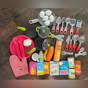 * Sold * Assorted play kitchen items